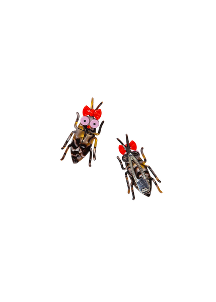 cockroach clip *with bow*